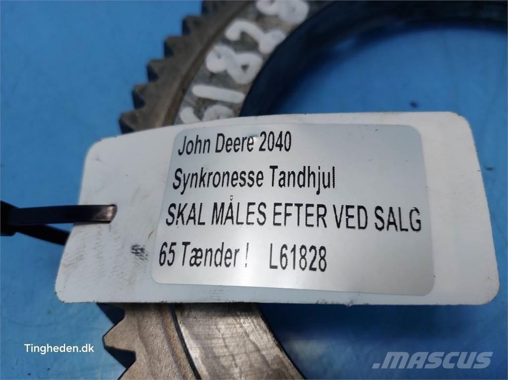 John Deere 2040 Převodovka