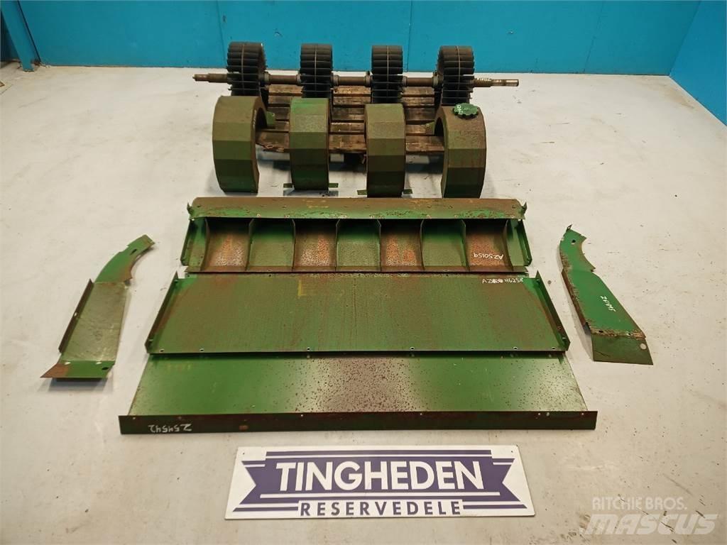 John Deere 2054 Sypače písku a soli