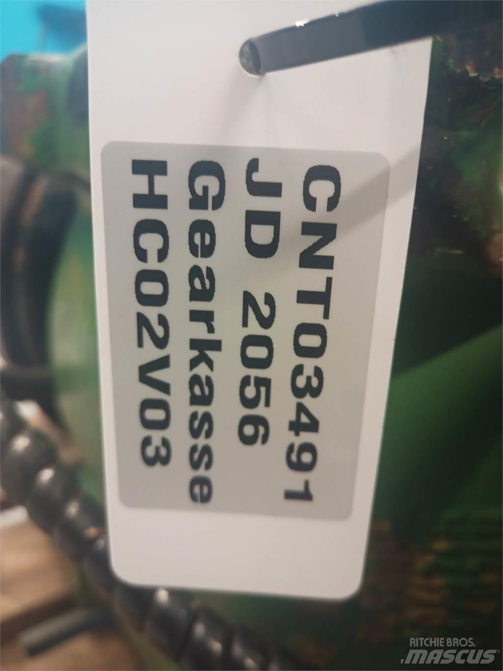 John Deere 2066 Převodovka