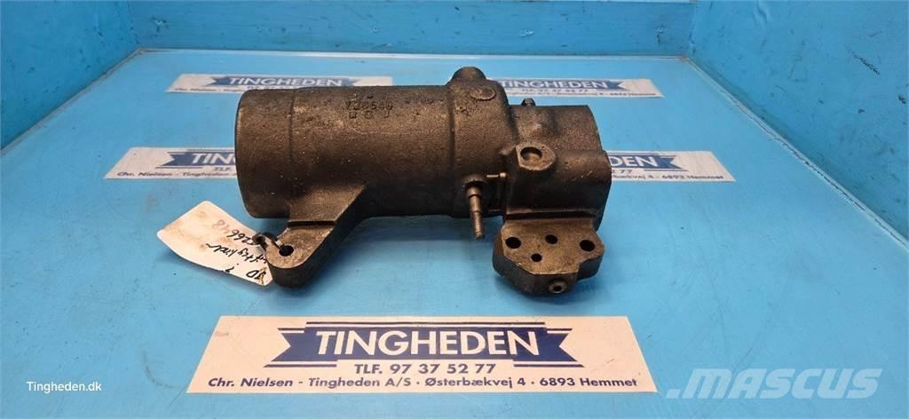 John Deere 2120 Hydraulika