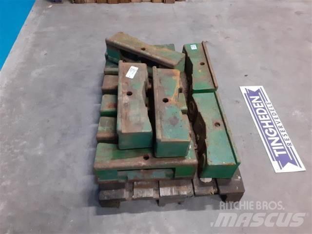 John Deere 2140 Přední závaží