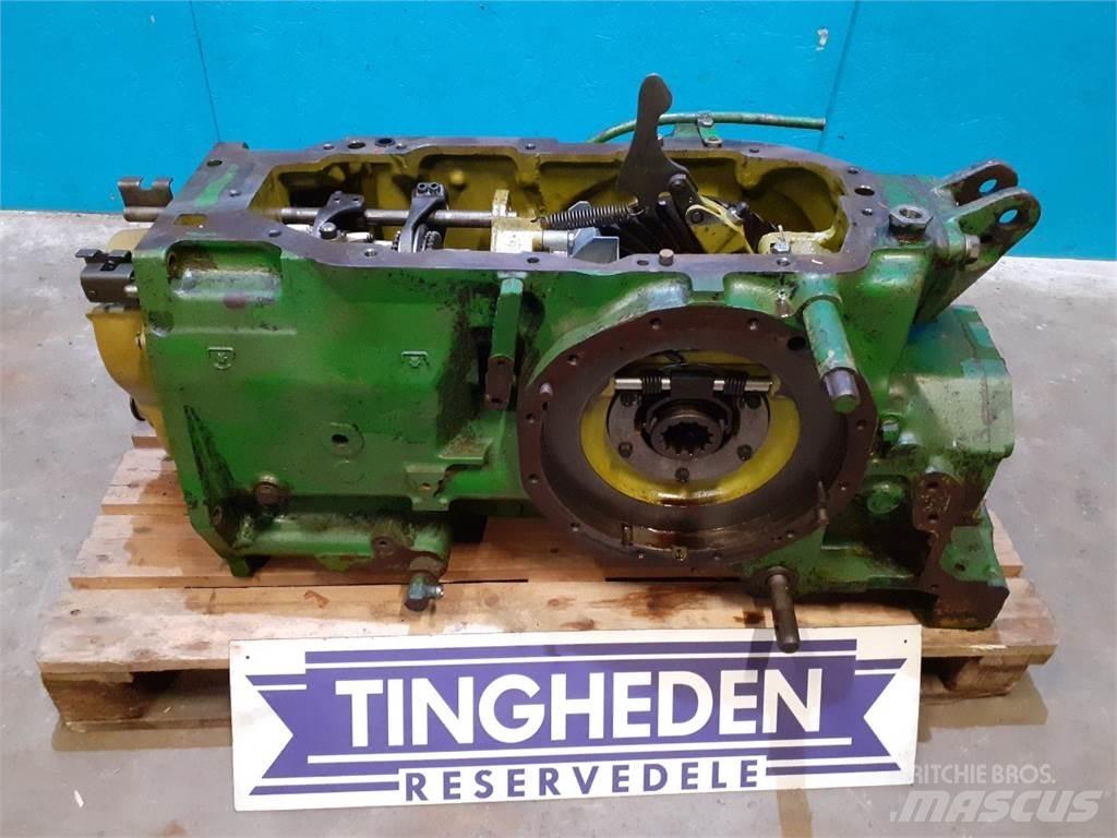 John Deere 2140 Převodovka