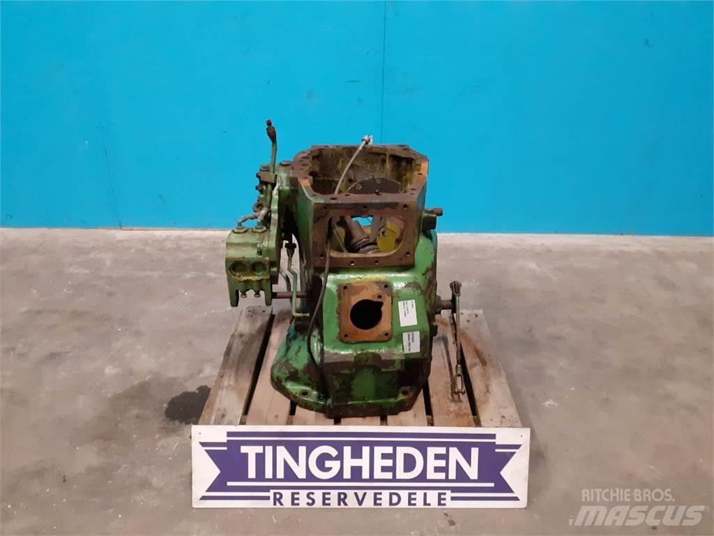 John Deere 2840 Převodovka