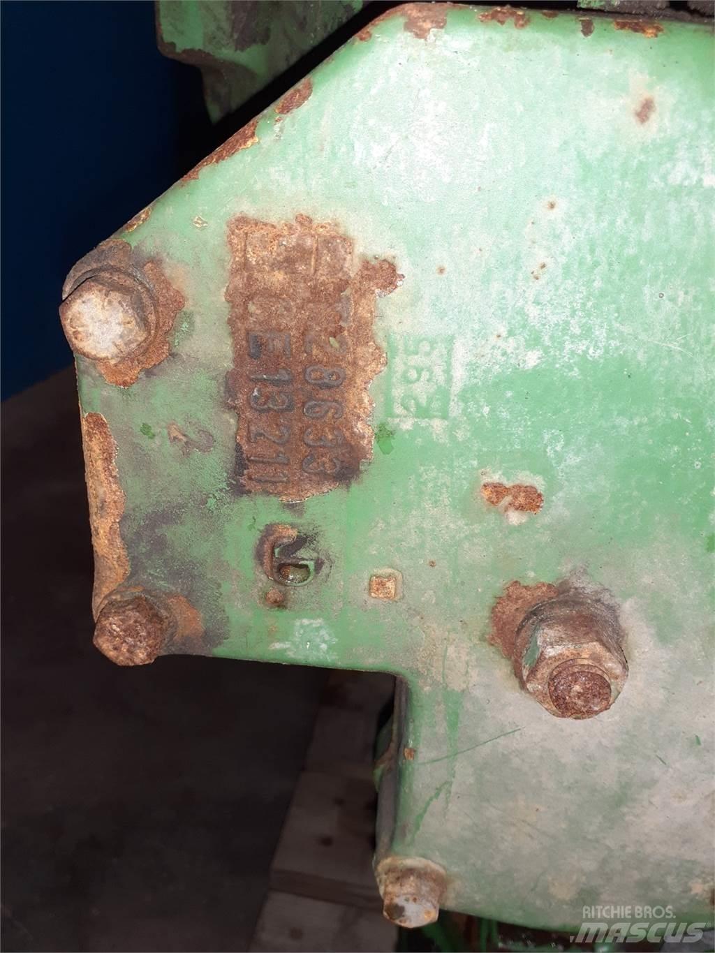 John Deere 2840 Převodovka