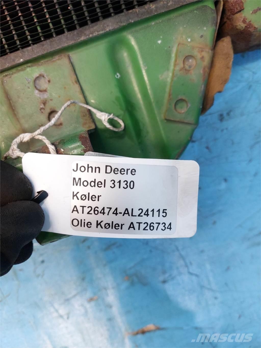 John Deere 3130 Radiátory