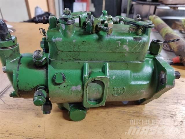 John Deere 3140 Motory