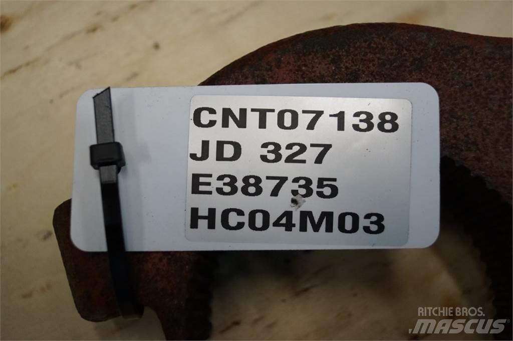 John Deere 327 Balíkové přívěsy