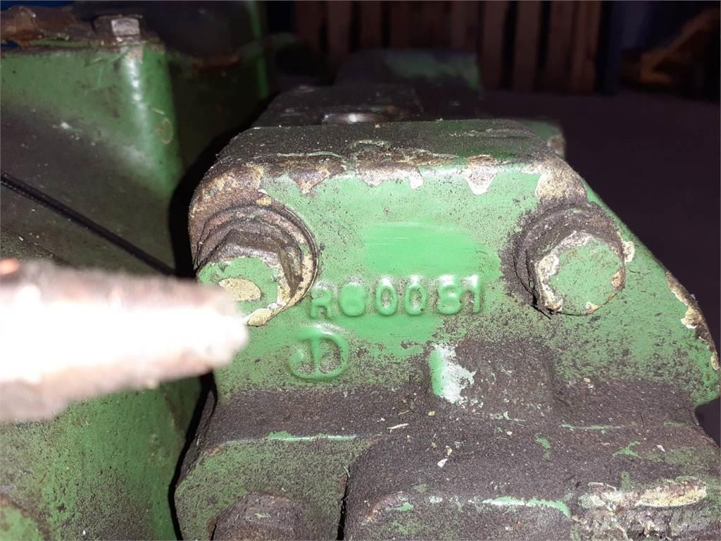 John Deere 4040 Převodovka