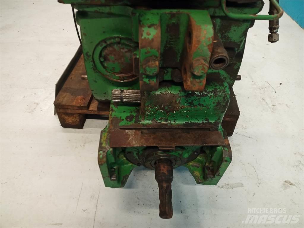 John Deere 4040 Převodovka
