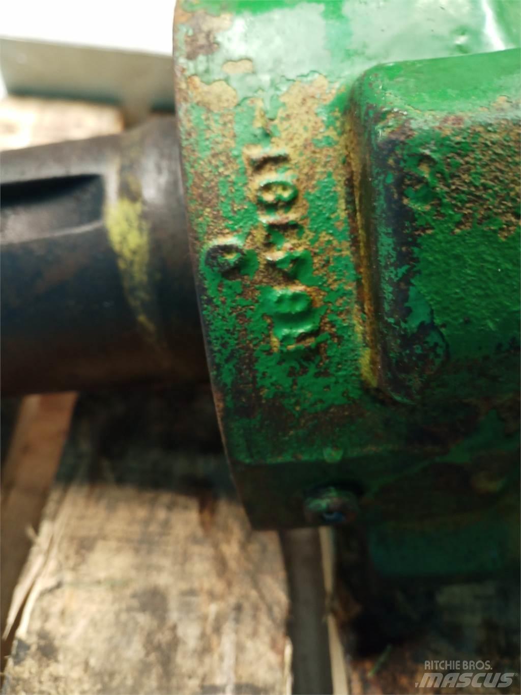 John Deere 4040 Další příslušenství k traktorům