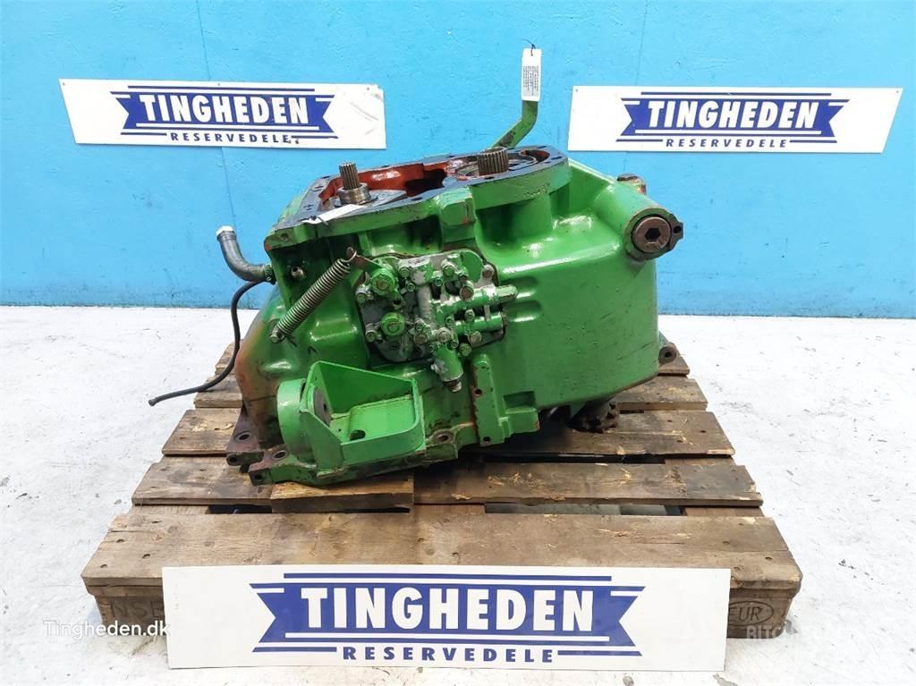 John Deere 4040S Převodovka