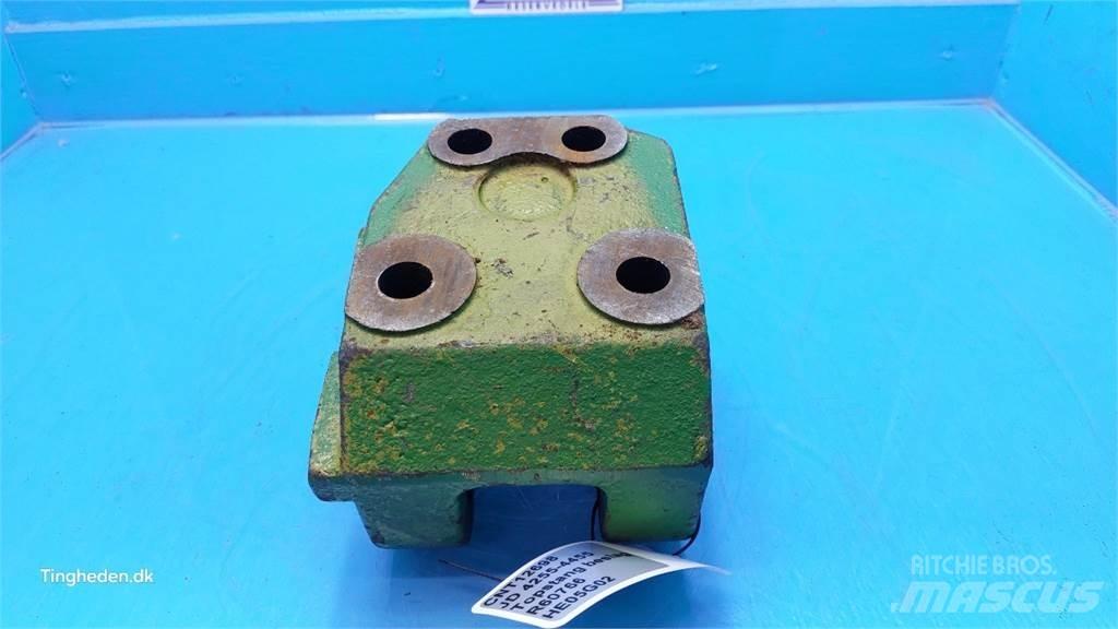 John Deere 4255 Další příslušenství k traktorům
