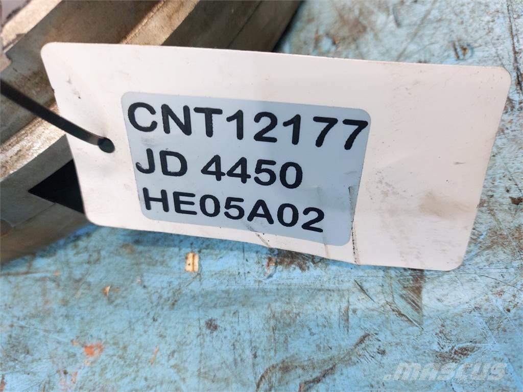 John Deere 4450 Převodovka