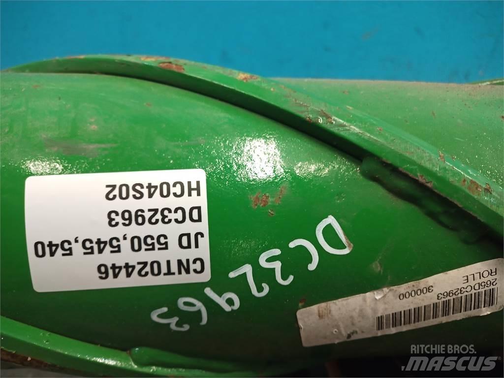 John Deere 550 Další