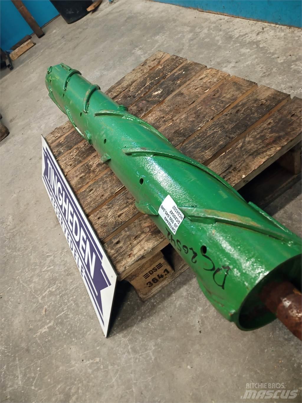 John Deere 550 Další