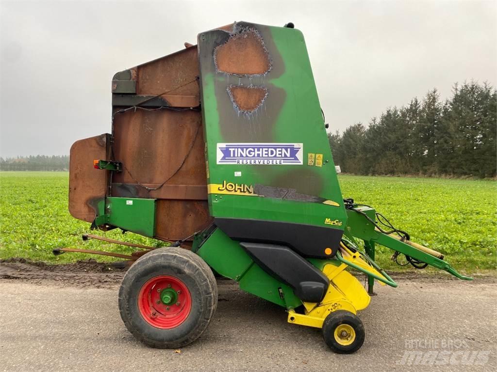 John Deere 592 Lis na válcové balíky
