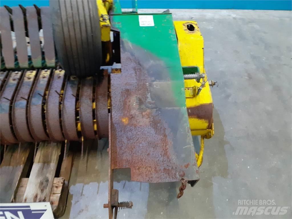 John Deere 592 Další