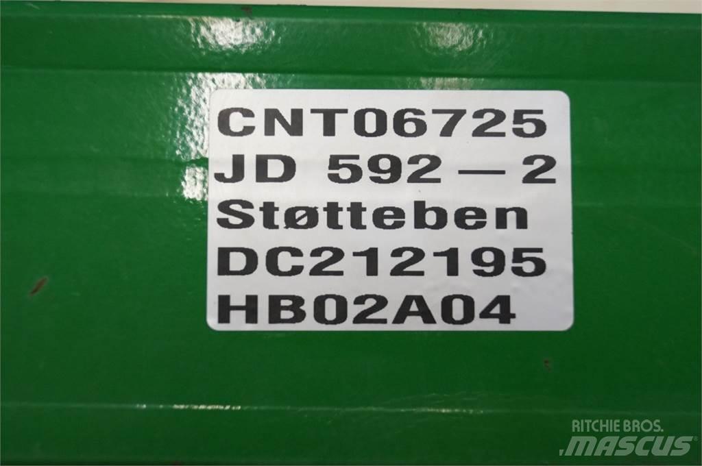 John Deere 592 Další