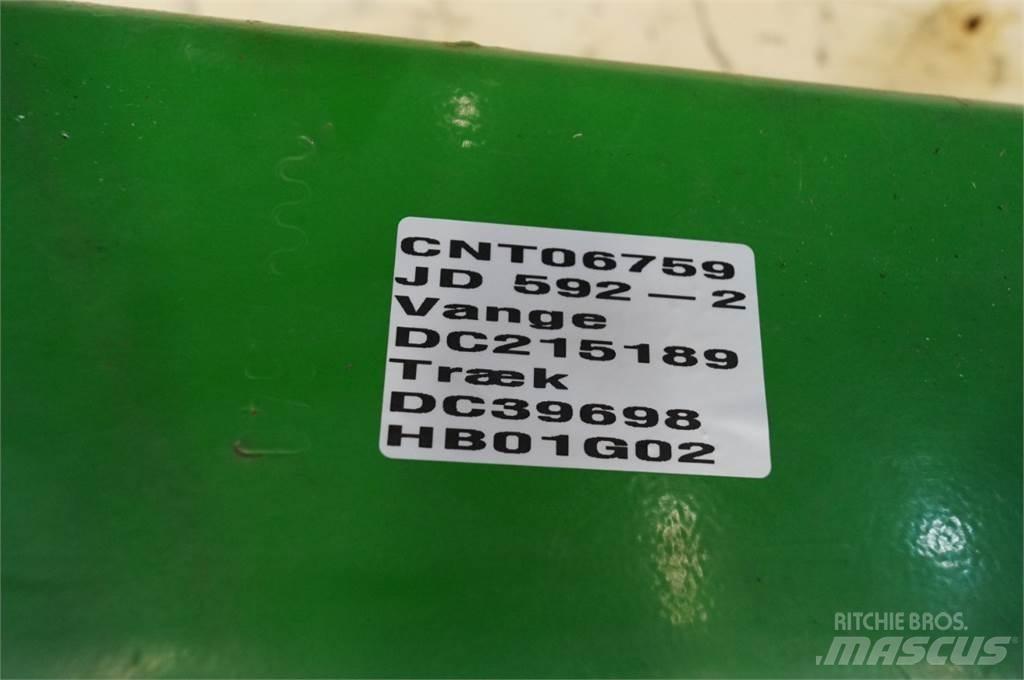 John Deere 592 Další