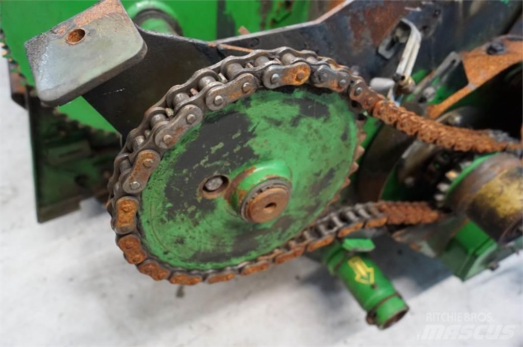 John Deere 592 Další