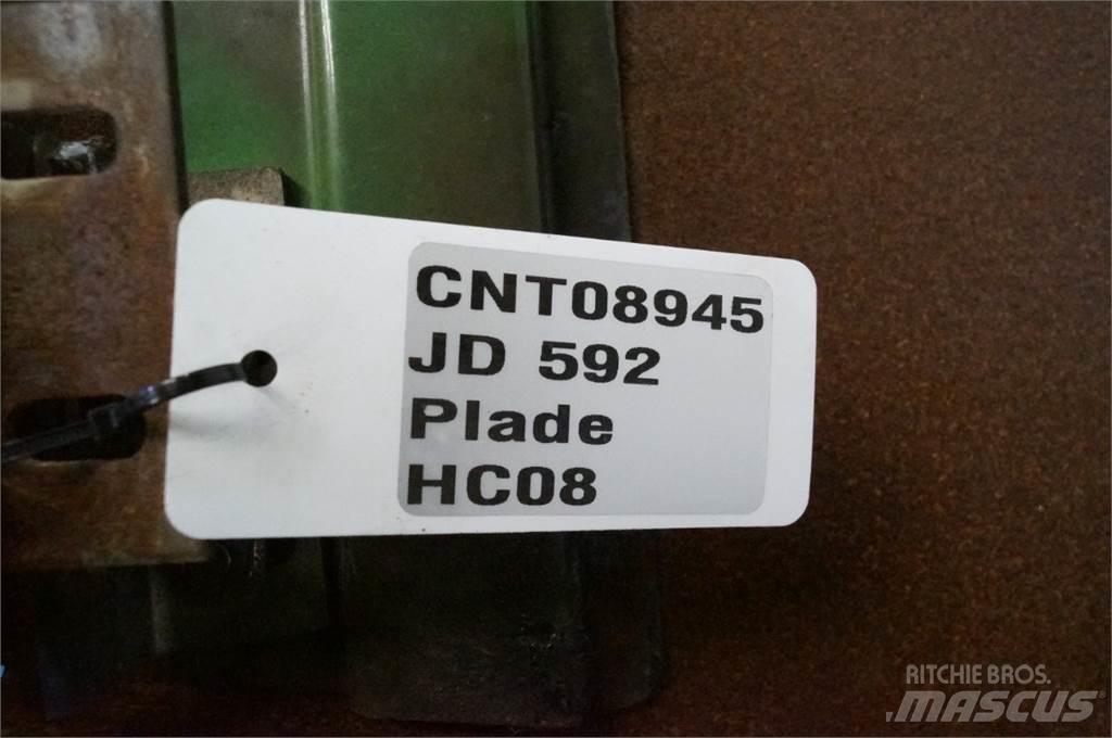John Deere 592 Prosévací lopaty