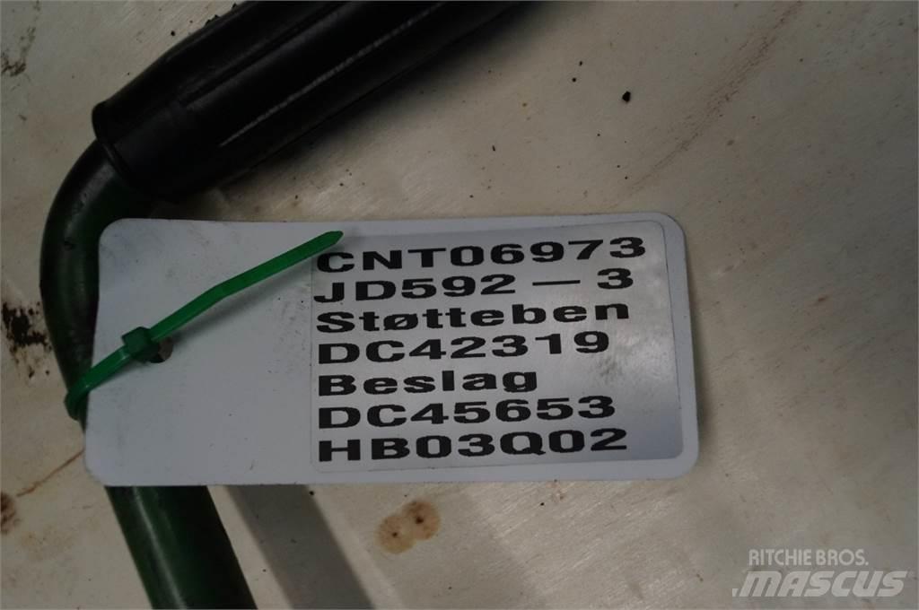John Deere 592 Další