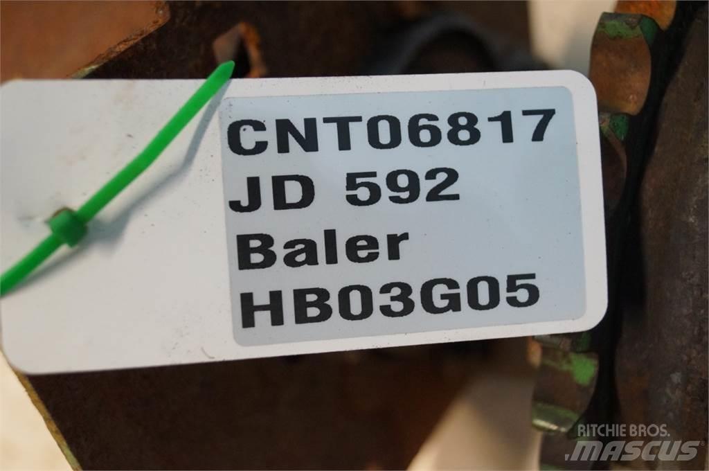 John Deere 592 Další
