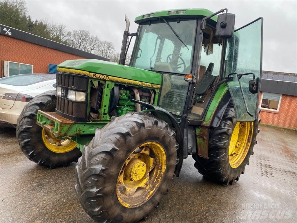 John Deere 6300 Traktory