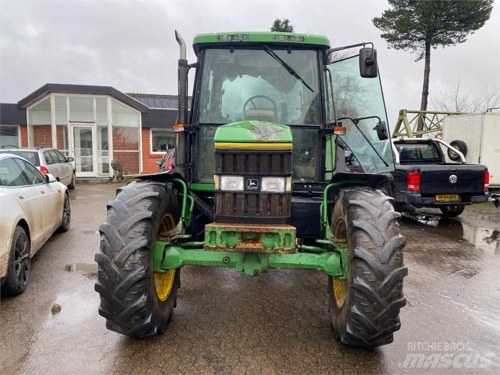 John Deere 6300 Traktory