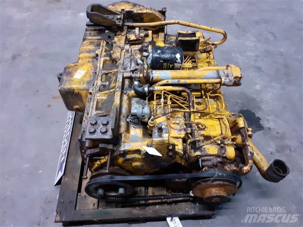 John Deere 644B Motory
