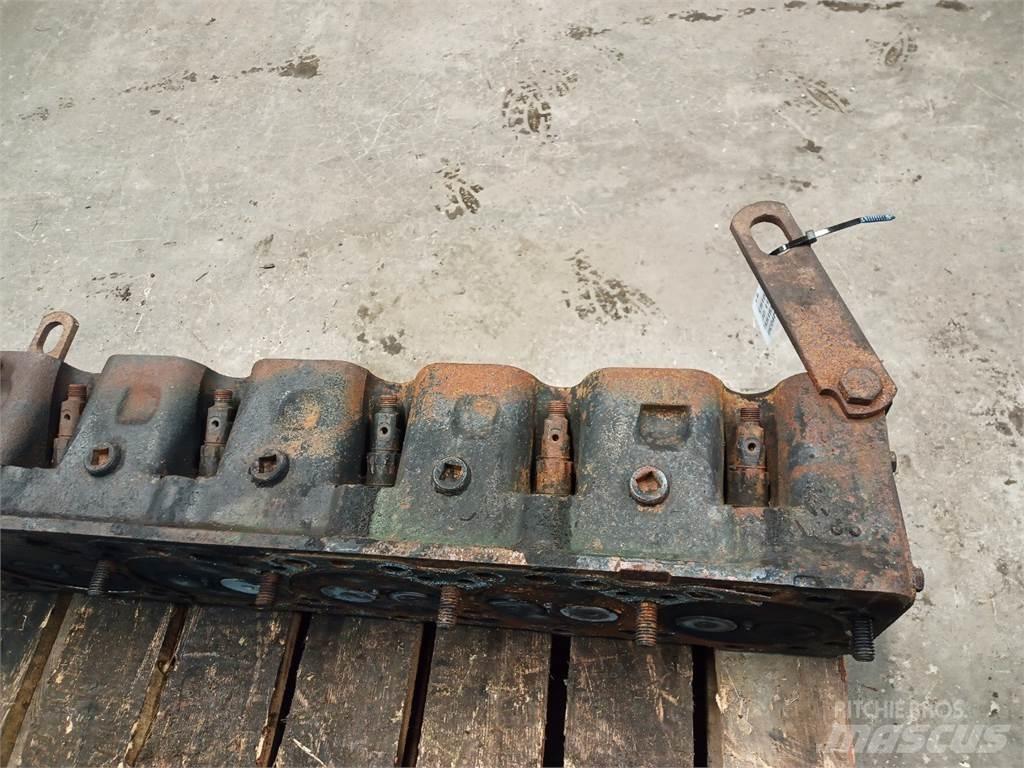 John Deere 6466 Motory