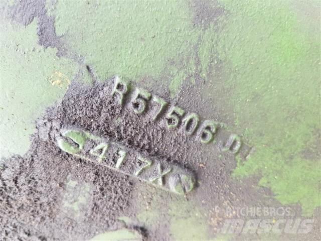 John Deere 8650 Motory