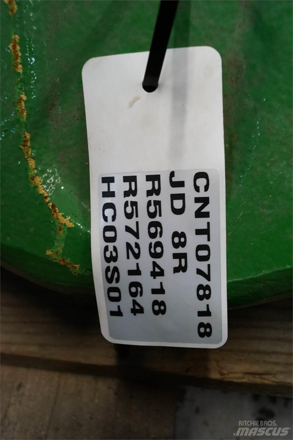 John Deere 8R Přední závaží