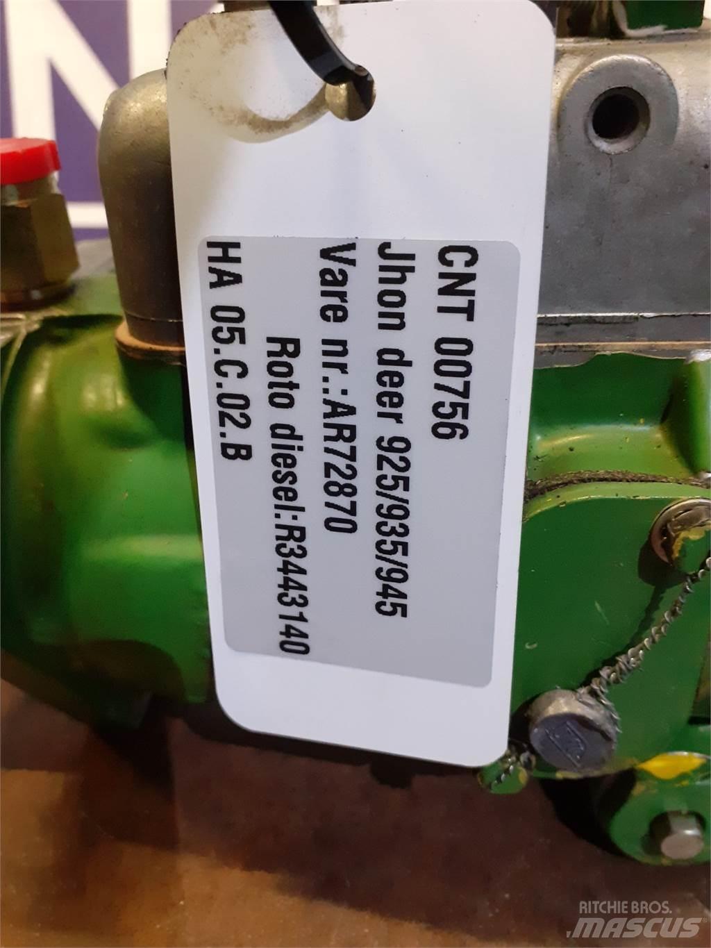 John Deere 935 Motory