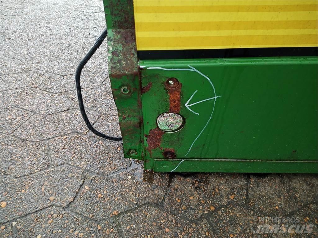 John Deere 9540 Další