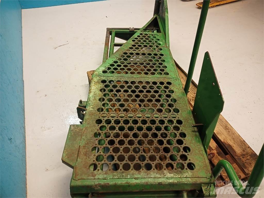 John Deere 9540 Další