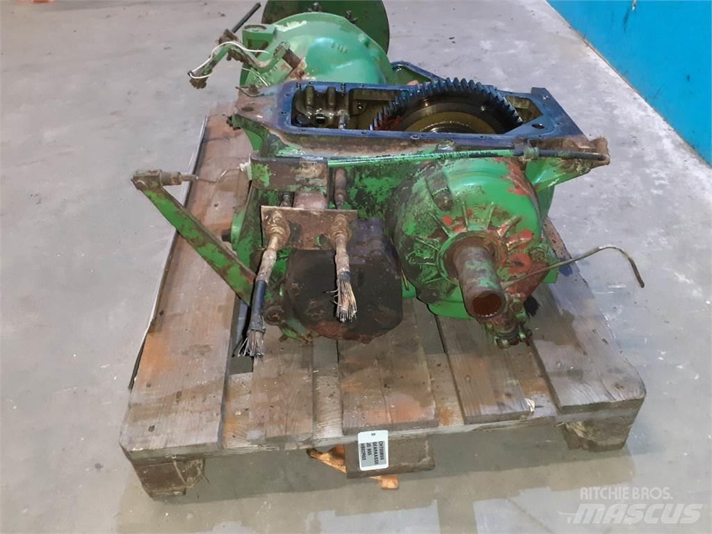 John Deere 955 Převodovka
