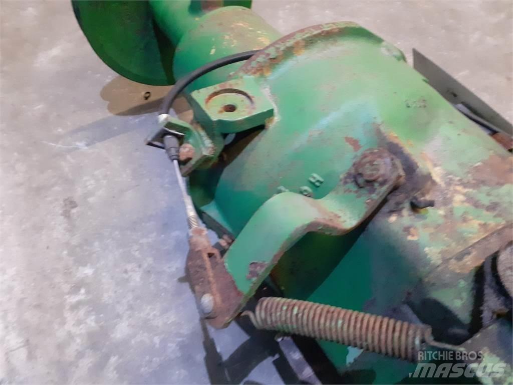 John Deere 955 Převodovka