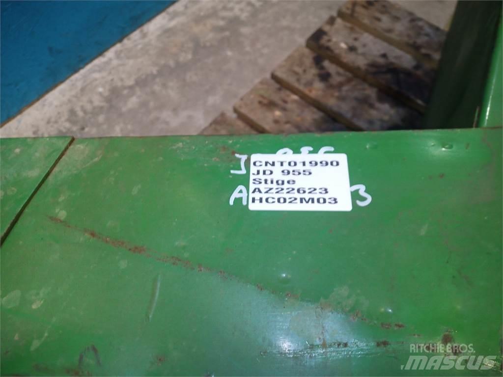 John Deere 955 Kabiny a interiér