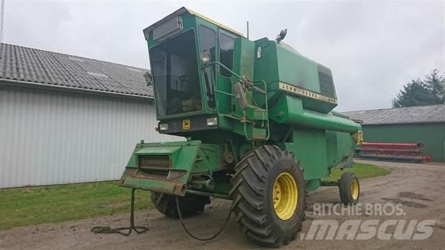 John Deere 965 Sklízecí mlátičky