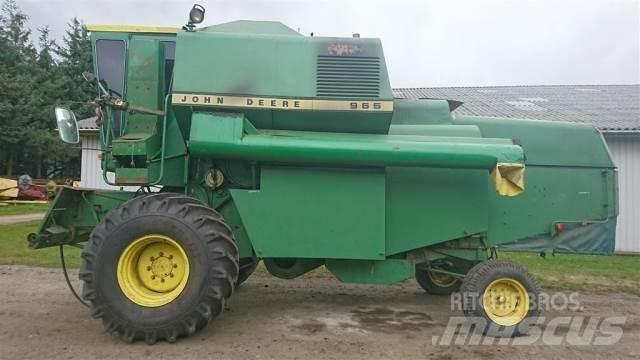 John Deere 965 Sklízecí mlátičky