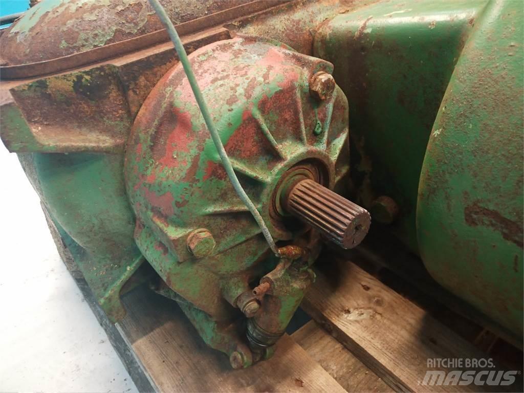 John Deere 965 Převodovka