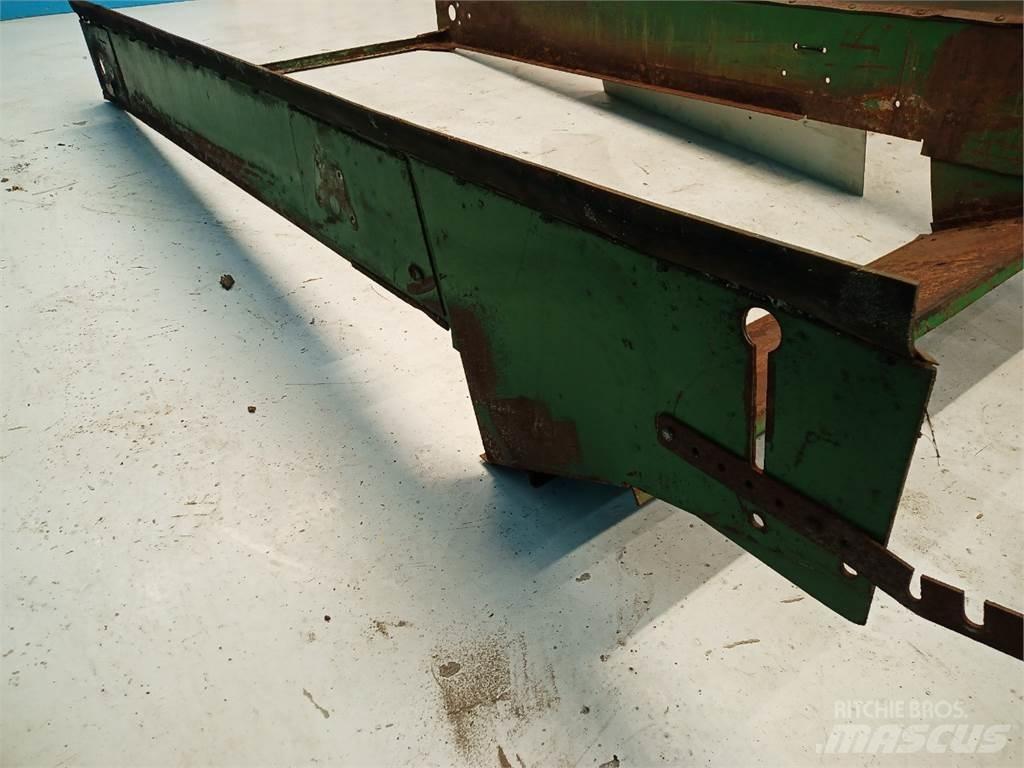 John Deere 965 Sypače písku a soli