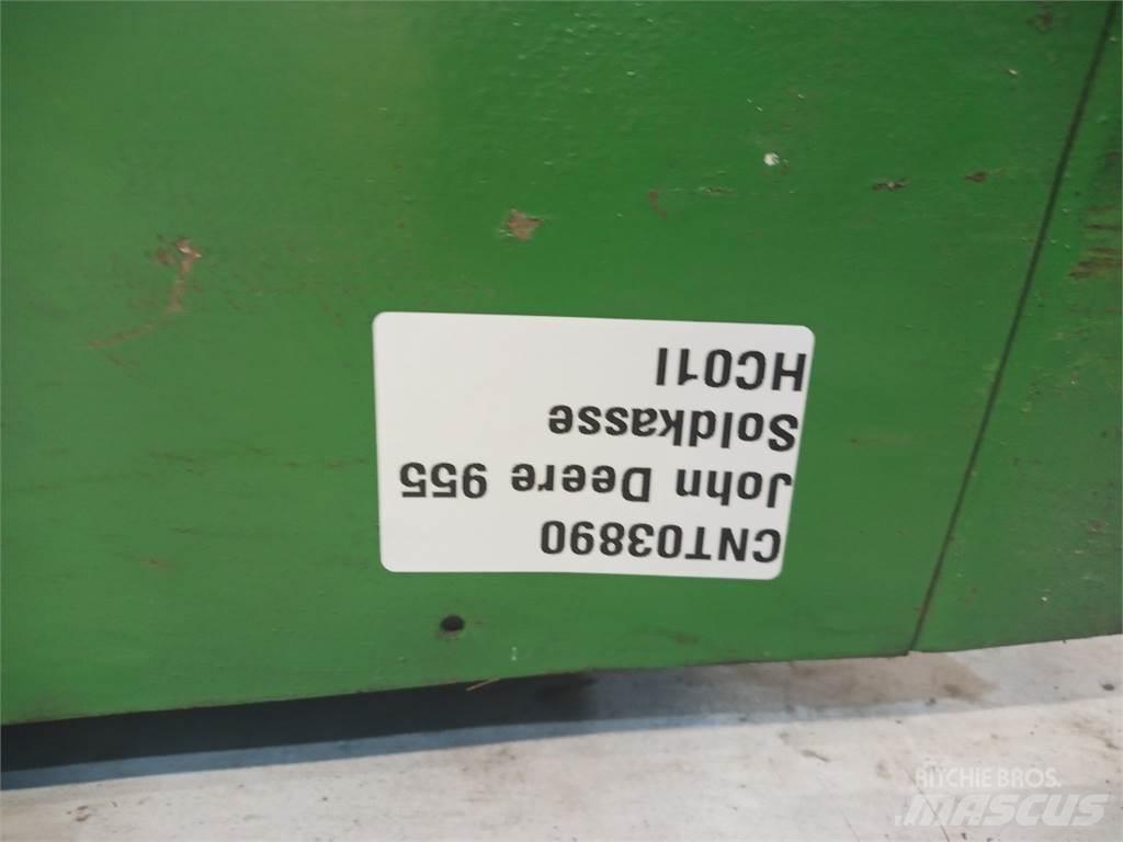 John Deere 965 Sypače písku a soli