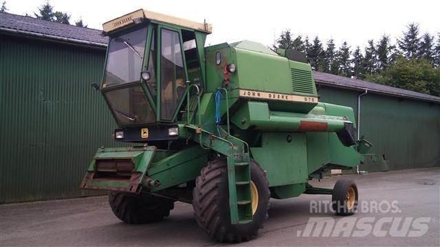 John Deere 975 Sklízecí mlátičky