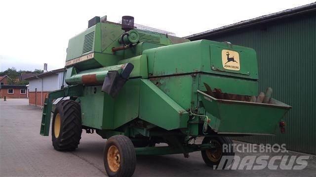 John Deere 975 Sklízecí mlátičky