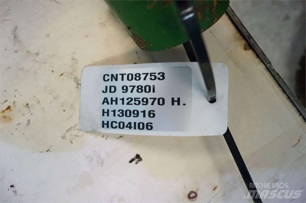 John Deere 9780 Sypače písku a soli