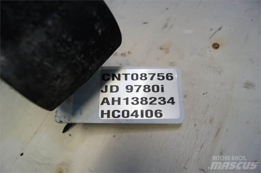 John Deere 9780 Sypače písku a soli