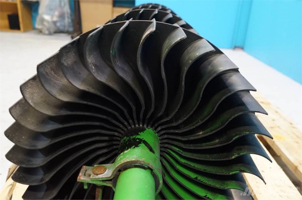 John Deere 9780 Sypače písku a soli