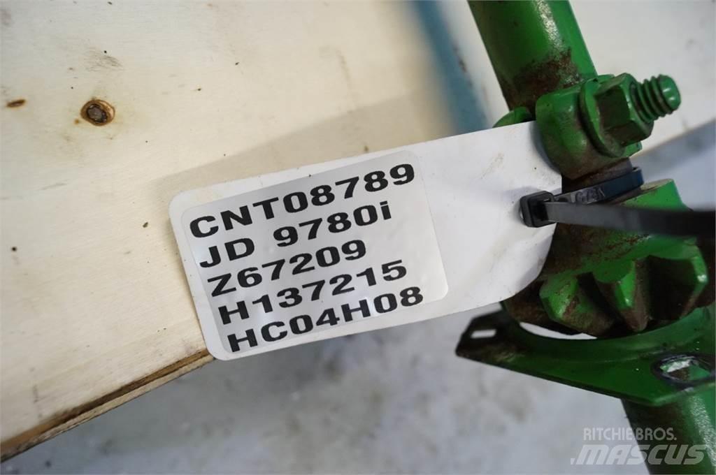 John Deere 9780 Sypače písku a soli